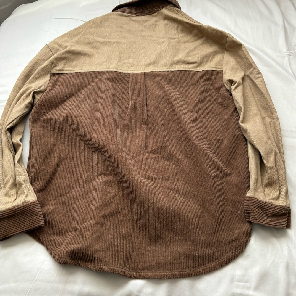 Button up shirt - Picture 3 of 4